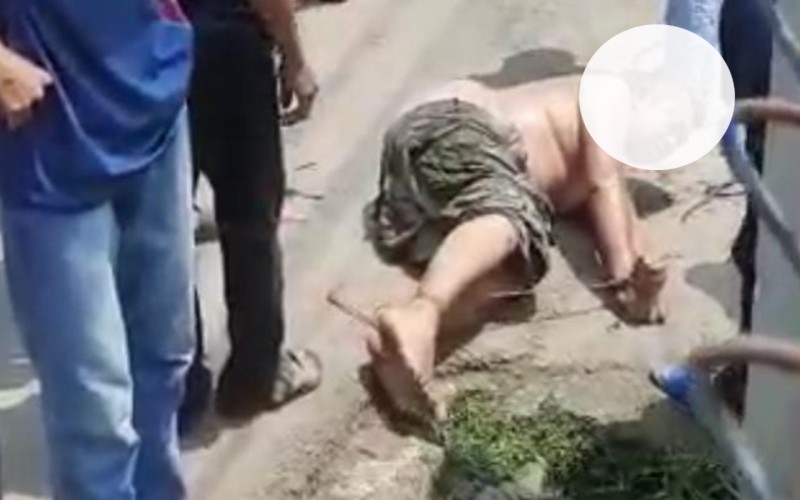 Pria Diduga Maling Dikromas dan di Ikat di Ciampea