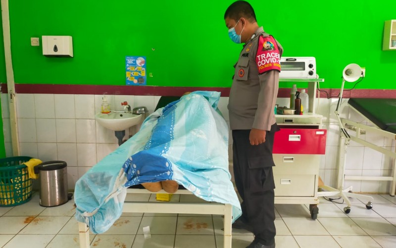 Dua Pekerja Bangunan di Bogor Tewas Tersambar Petir
