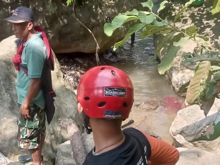 Pria Hanyut di Kali Cikaniki, Tim SAR Lakukan Pencarian
