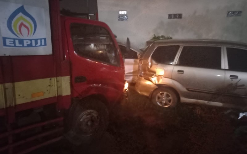 Truk Pengangkut Gas Elpiji di Bogor Tabrak 2 Motor, 2 Orang Tewas