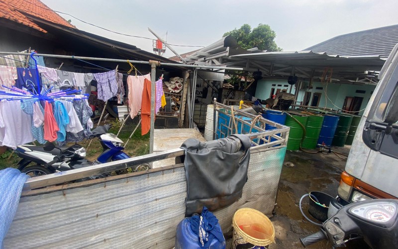 Polisi Grebek Penimbunan BBM Solar dan Pertalite di Bogor