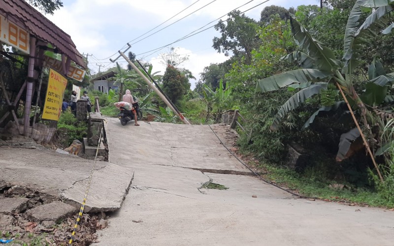Rumah Prabowo di Bojong Koneng Hanya 100 Meter ke Lokasi Bencana