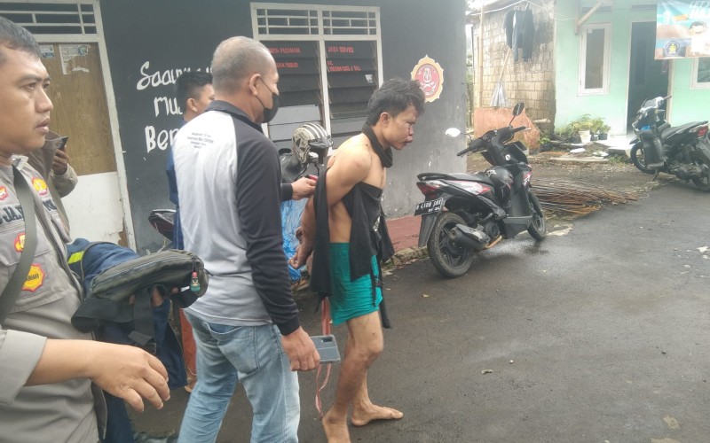 Aksinya Kepergok, Maling Motor di Cijeruk Bogor Babak Belur Dihajar Massa