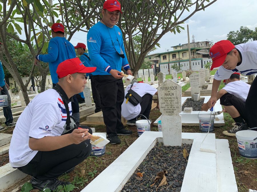 Memperingati Hari Pahlawan, Grand Savero Hotel Bogor Ikuti Cat 1000 Makam Bersama IHGMA Bogor Raya