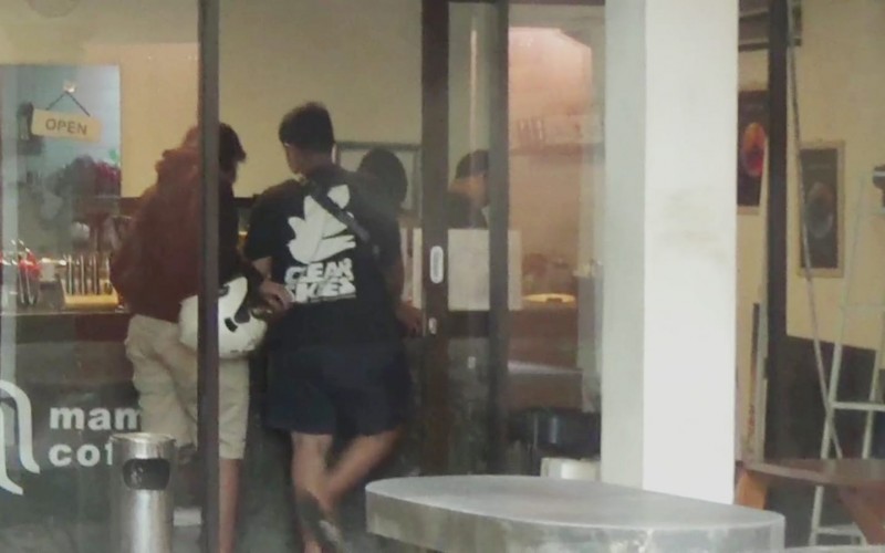 Viral Diduga Pesta LGBT Disebuah Cafe di Bogor, Pengelola Coffe Membantah