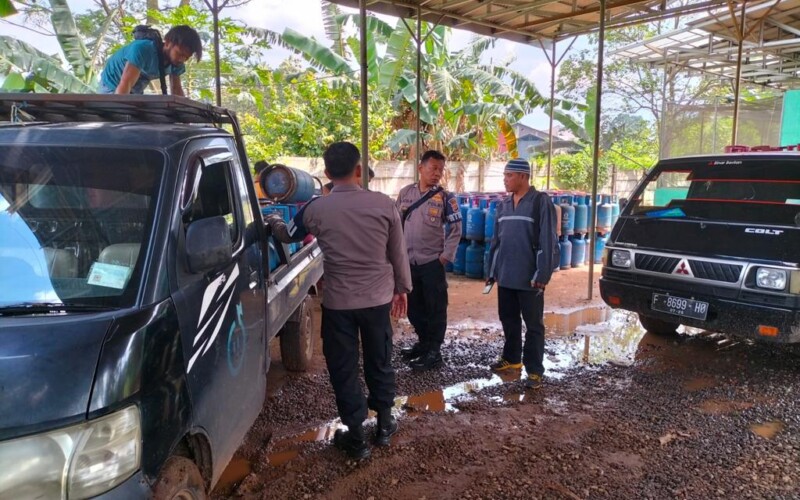Polisi Bongkar Praktik Gas Oplosan di Cileungsi Bogor, Ratusan Tabung Disita