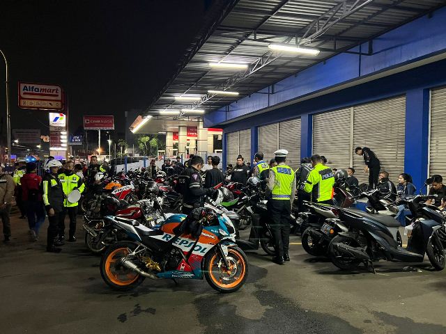 Sebanyak 40 Kendaraan Berknalpot Bising Disita Polisi