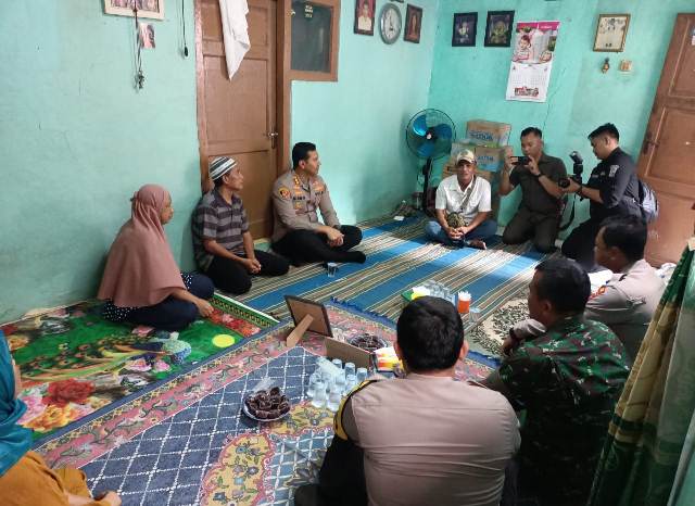 Sampaikan Belasungkawa, Kapolresta Kunjungi Keluarga Korban