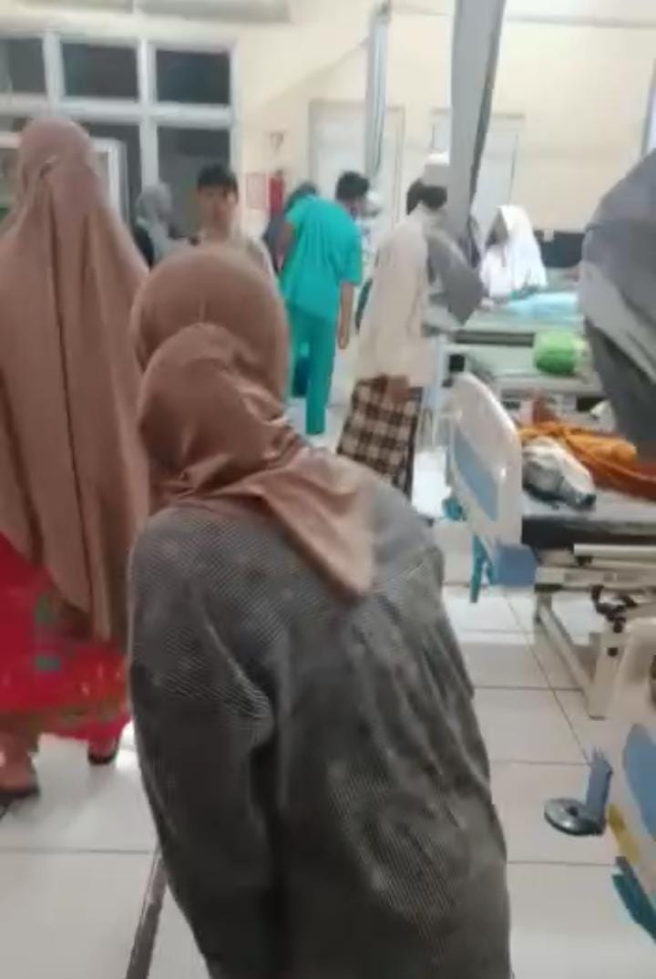 Sebanyak 86 Warga Jasinga Bogor Keracunan Makanan
