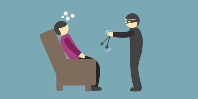Seorang Wanita Paruh Baya Kena Hipnotis saat Diajak Ngobrol oleh Pria Tak Dikenal