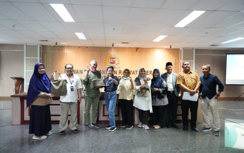 Perumusan Raperda Perlindungan Lansia DPRD Kota Bogor Gelar Rapat Dengar Pendapat dengan Masyarakat