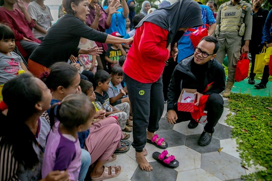 Meriahnya Ngabuburit Bima Arya Bersama Warga di Taman Manunggal