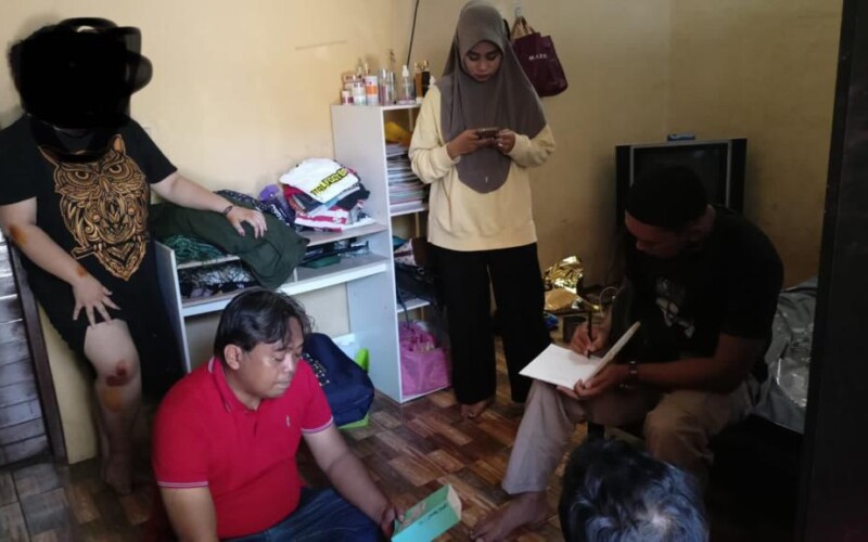 Hati – hati aksi pencurian Bermodus Sebagai Petugas PLN Terjadi di Leuwisadeng Bogor