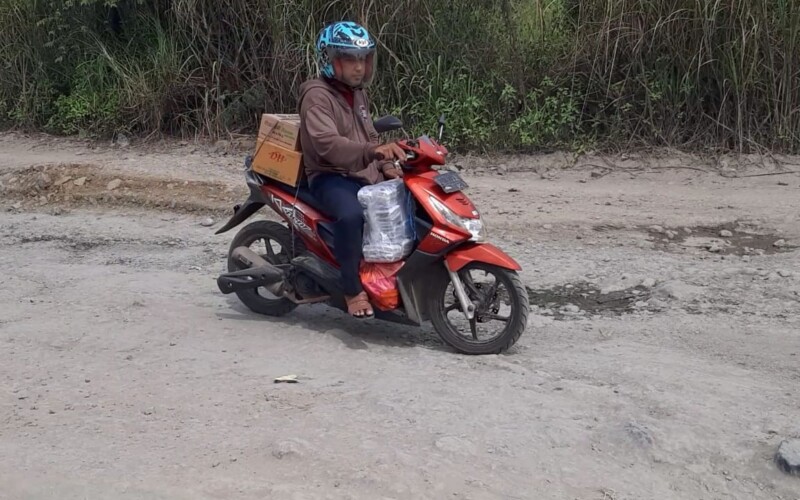 Jalan Rusak, Warga Tiga Desa di Rumpin Kembali Surati DPUPR