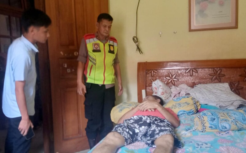 Pria Berusia 65 Tahun Ditemukan Tewas Dengan Cara Gantung Diri