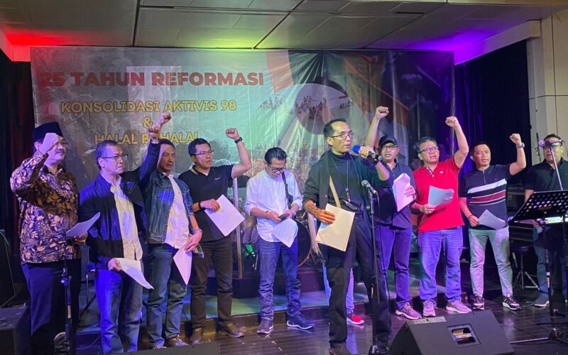 Maklumat Kebangsaan Eksponen 98, Memohon Maaf Pada Rakyat Bahwa Reformasi Gagal Total