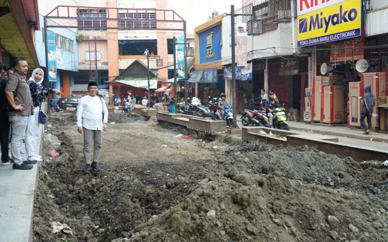 Komisi III meminta kejelasan mengenai siteplan rencana pengembangan Plaza Bogor