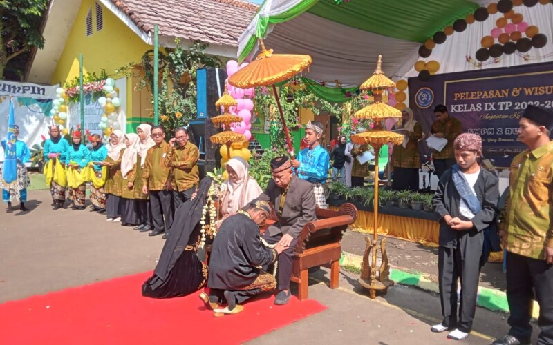 260 Pelajar SMP Negeri 2 Rumpin Ikuti Giat Syukuran Kelulusan dan Perpisahan