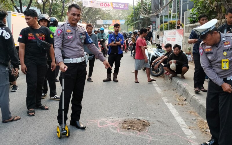 Gagal Nyalip Truk, Pemotor Tewas di Cileungsi