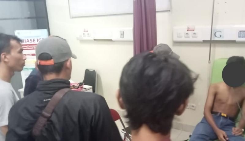 Dua Pelajar di Ciomas Dibacok saat Boncengan Motor