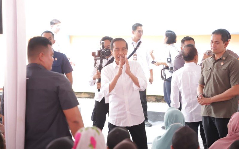 Sebut 7 Provinsi Alami Krisis Air Bersih, Jokowi Pastikan Ketersediaan Beras Tak Terganggu