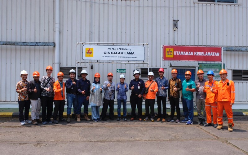 Kawal Keandalan Pasokan Listrik, General Manager PLN UIT JBT Kunjungi GIS I50 KV Salak dan PLTP Star Energy Geothermal Salak
