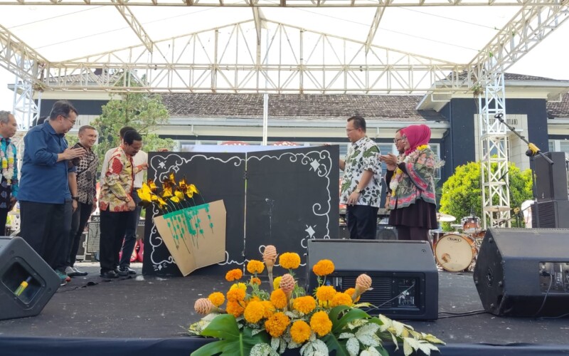 IPB University Gelar Festival Buah dan Bunga Nusantara, Arif : Untuk Mendorong Produktivitas Petani