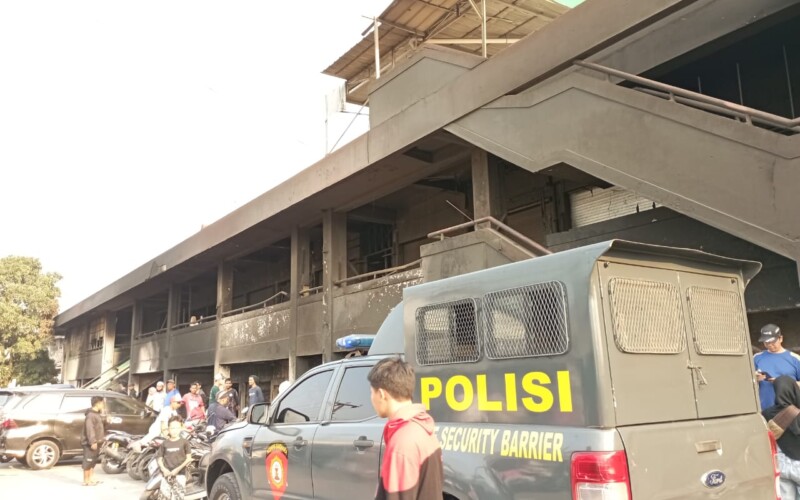 Selidiki Dibakar atau Terbakar, Puslabpor Polri Turun Tangan Dalami Kebakaran di Pasar Leuwiliang