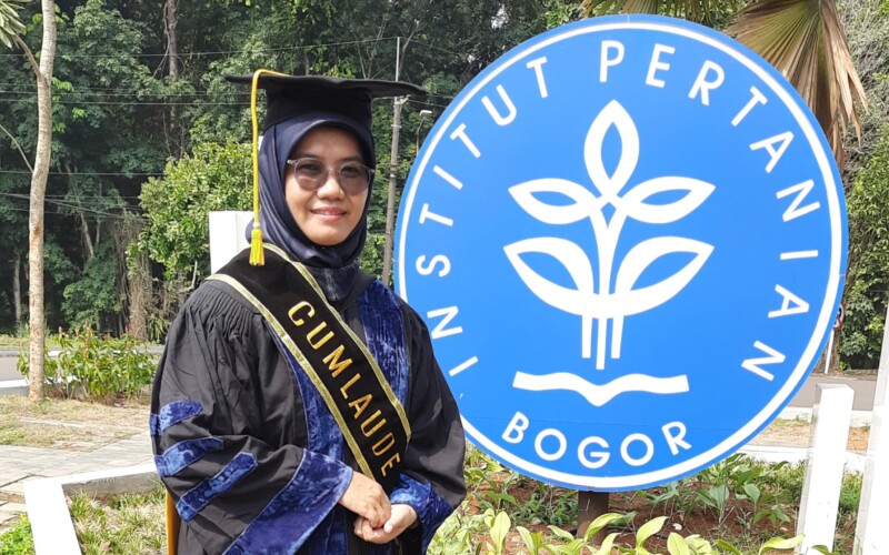 Dr. Wage Ratna Rohaeni: Kisah Sukses Doktor Terbaik dan Tercepat dari BSIP Kementan