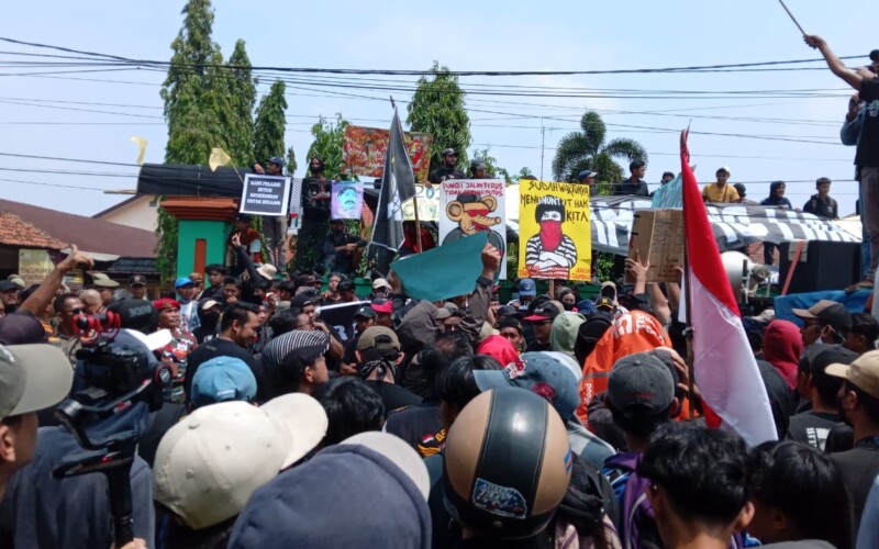 RIbuan Warga di Parungpanjang Gelar Aksi, Suarakan 11 Tuntutan