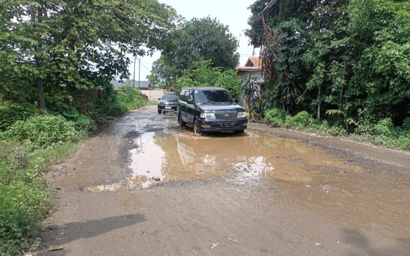 Tiga Jalan Kabupaten di Rumpin Masih Rusak, FMD Kembali Surati Dinas PUPR