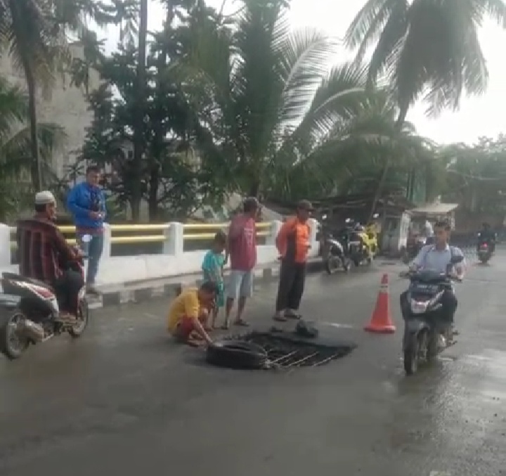 Belum Ada Serah Terima Pekerjaaan, Dinas PUPR Ultimatum Penyedia Jasa untuk Perbaiki Jembatan Cidangdeur 2