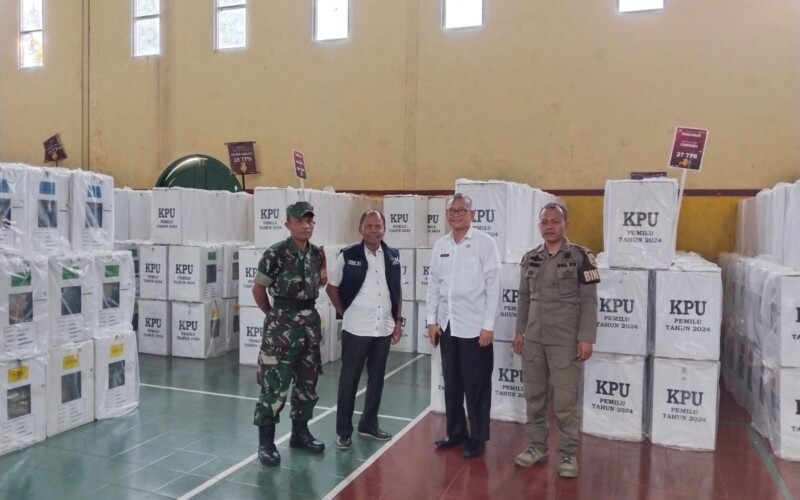 Kadis Distanhorbun Kabupaten Bogor beserta tim Tinjau Gudang Logistik Pemilu 2024 di Kecamatan Pamijahan
