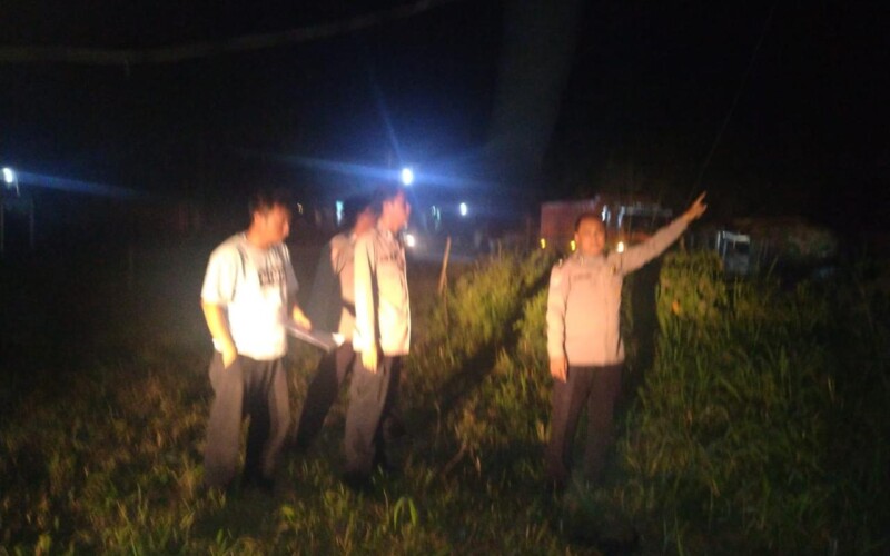 Polsek Rumpin Evakuasi Pekerja Tersengat dan Meninggal Dunia di Pasar Malam Cicangkal Rumpin