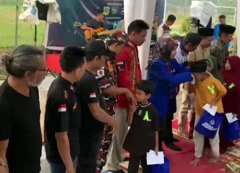 Pertahankan Amal Kebaikan, KNPI Parungpanjang Santuni Ratusan Anak Yatim