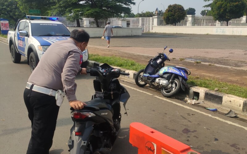 Dua Pemotor Luka Berat Usai Adu Banteng di Kawasan Stadion Pakansari