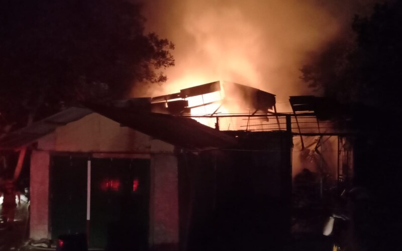 Pabrik Garmen di Rangga Mekar Hangus Dilalap si Jago Merah