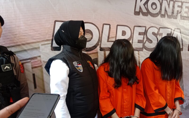 Satreskrim Polresta Bogor Kota Kembali Tangkap Dua Selebgram Cantik, Satu Sering Jual Video Syur