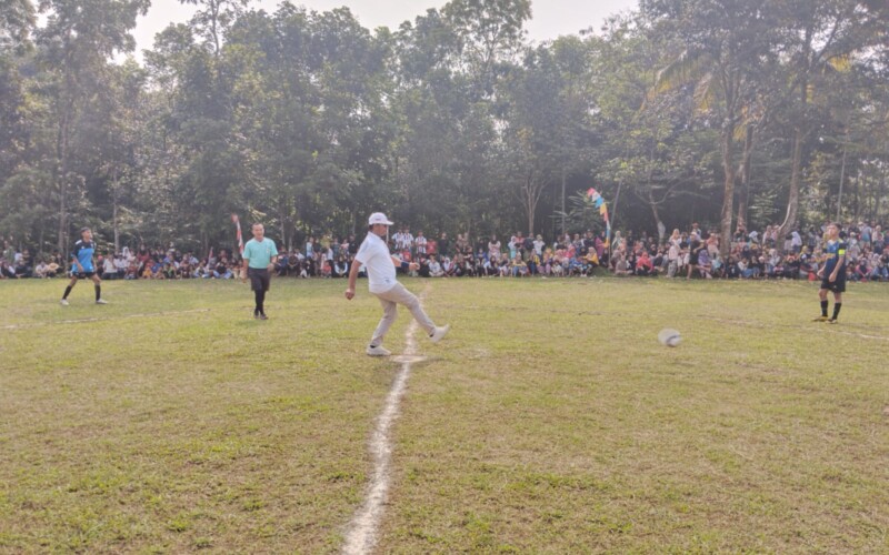 Peringati Hari Kemerdekaan, Desa Cibitung Wetan Gelar Turnamen Sepakbola Tingkat RW