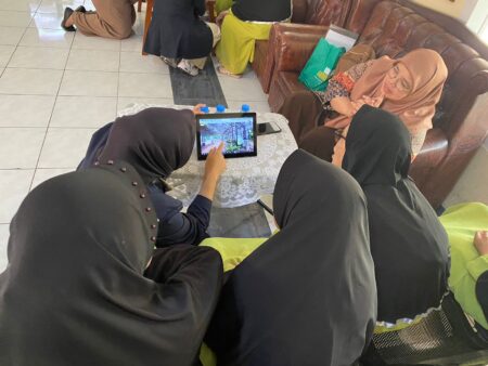 Pemanfaatan Virtual Tour dalam Pencegahan Demensia Lansia oleh Tim Dosen Ekowisata IPB