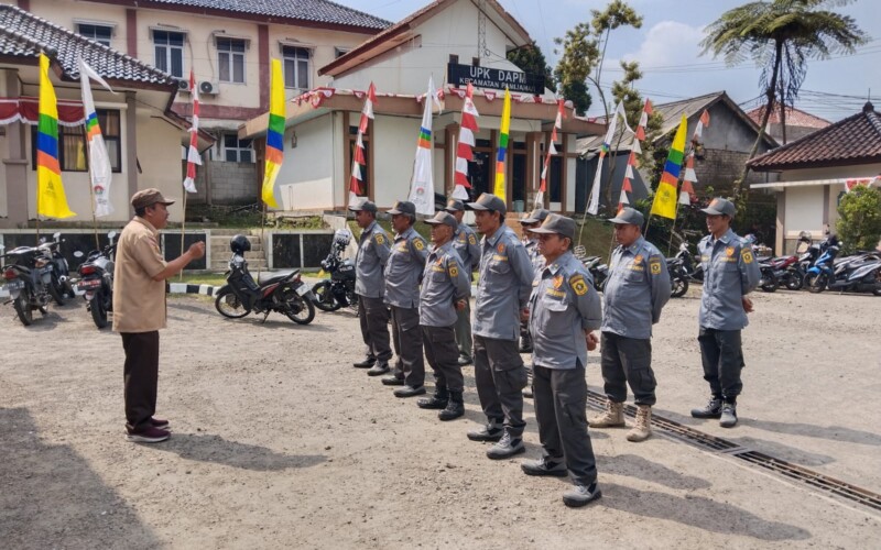 Kocak, Lomba PBB Linmas di Kecamatan Pamijahan