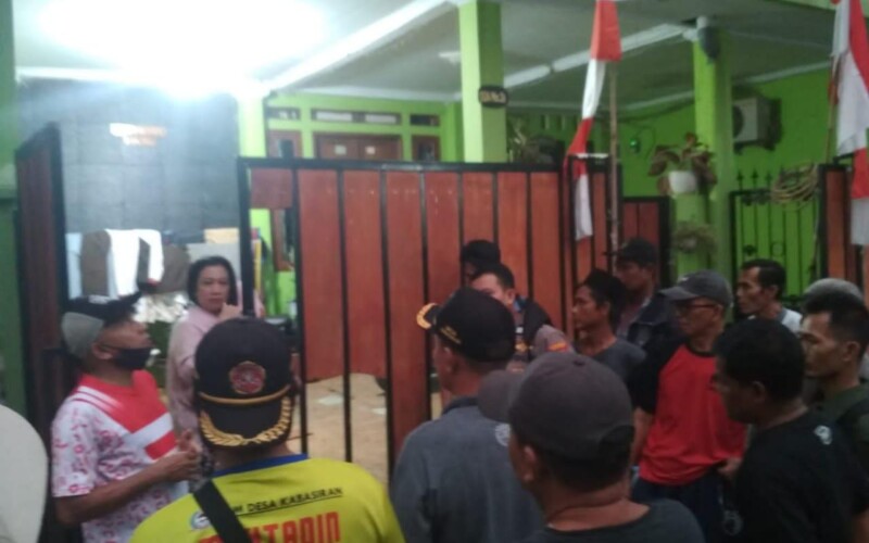Rumah Polisi di Bogor Dirusak Masa, Penyebabnya Gegara Pertandingan Sepak Bola