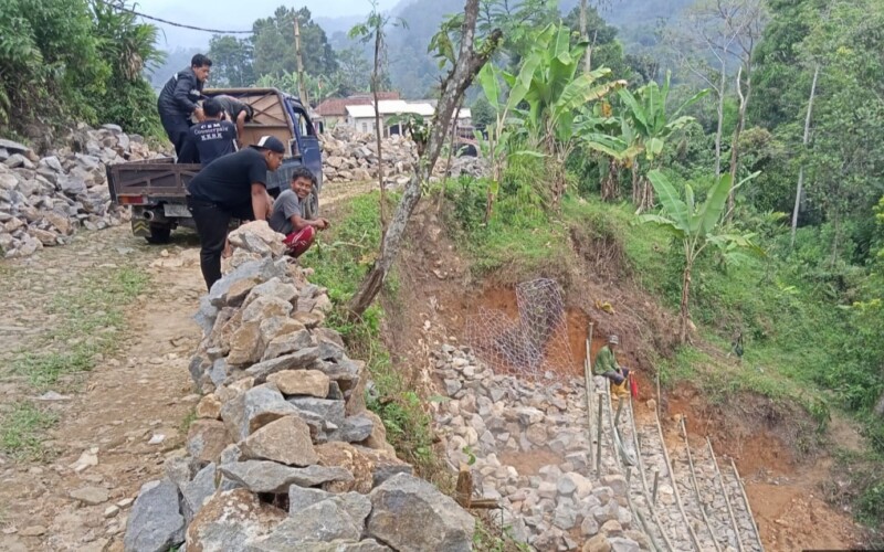 Serap Anggaran Banke 2024 Desa Ciasmara Bangun Peningkatan Infrastruktur Jalan Desa