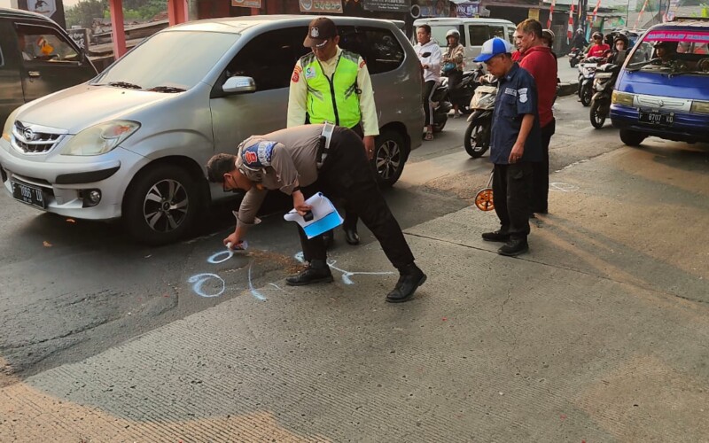 Balitas Tewas Dalam Kecelakaan Truk Tronton Tabrak Motor di Jalan Raya Kemang