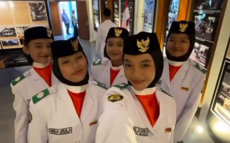 Kisah dan Pengalaman Empat Wanita Muda yang Bertugas Sebagai Pagar Pagi Paskibraka Kota Bogor 2024