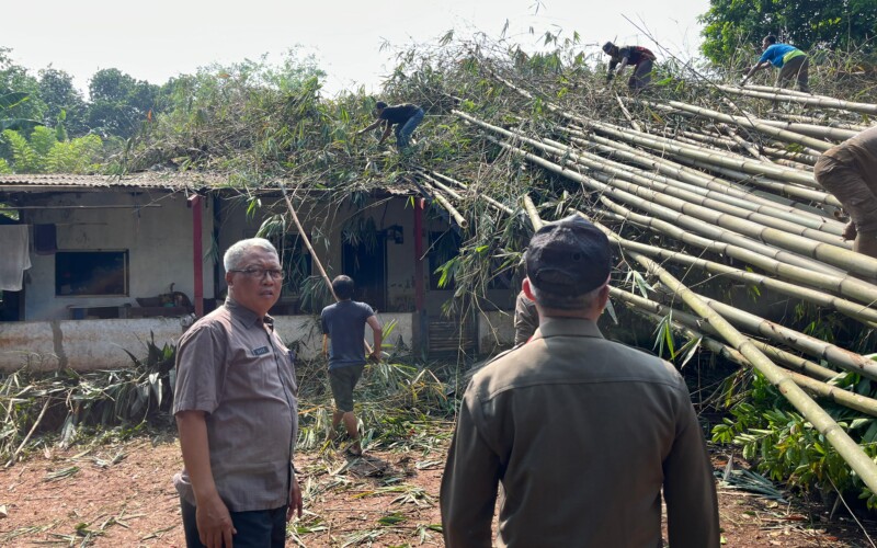 3 Rumah Rusak Diterjang Angin Kencang di Gunungsindur