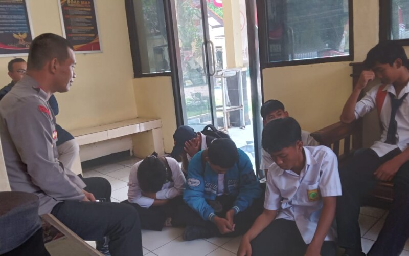 5 Pelajar SMP di Rumpin yang Hendak Tawuran Diamankan Polisi