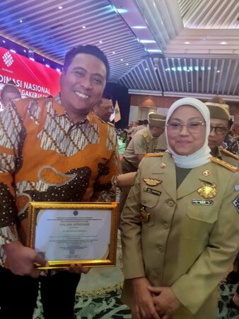 Otsuka Terima Penghargaan Sebagai Perusahaan Terbaik dalam Penerapan Program Edukasi dan Penanggulangan Tuberkulosis di Tempat Kerja 2024