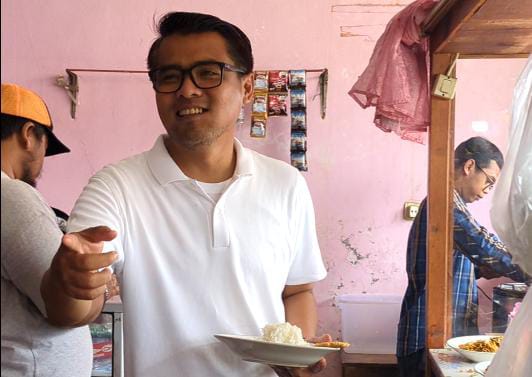 Ibu Warung Nasi Puji Ketampanan Calon Wakil Walikota Bogor Yang Juga Pendamping Dokter Rayendra