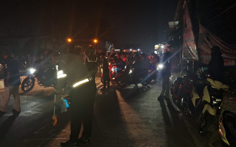 Pemotor Tewas Usai Serempetan dengan Truk di Jalan Raya Kemang, Sopir Kabur